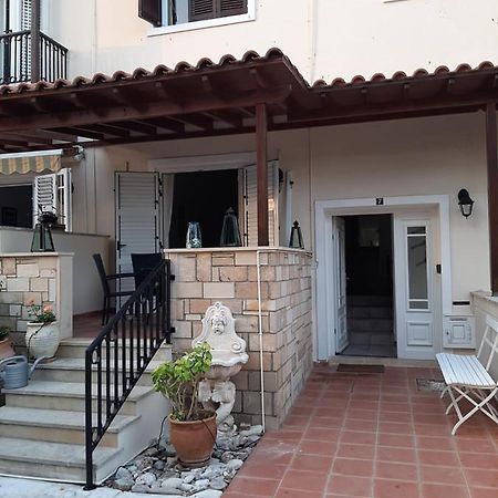 Limnaria Deluxe Maisonette Paphos Eksteriør billede