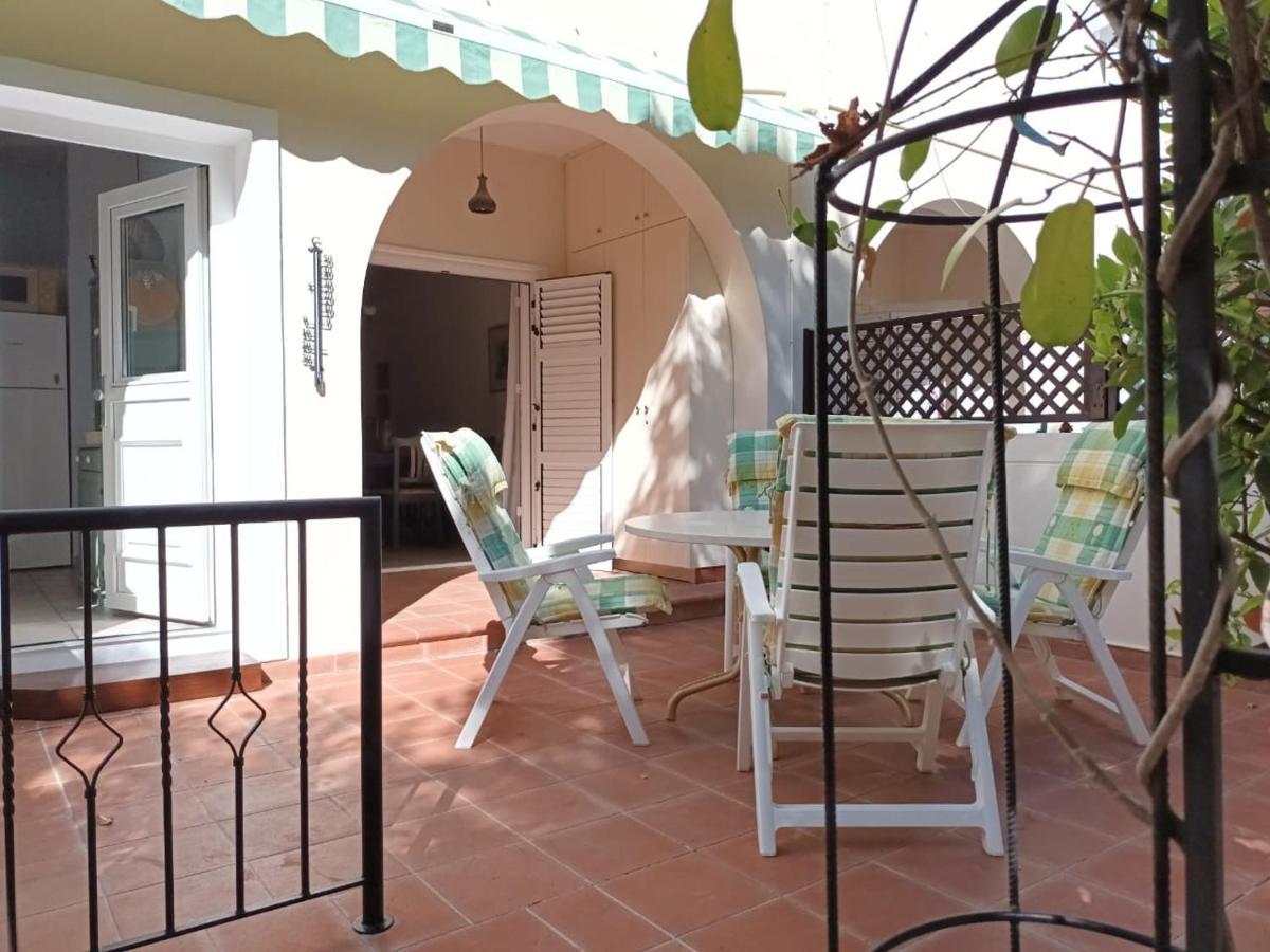 Limnaria Deluxe Maisonette Paphos Eksteriør billede